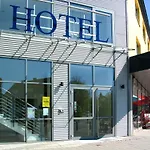 Am Segelhafen & Free Parking Hotel Kiel