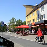 Am Segelhafen & Free Parking