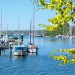 Am Segelhafen & Free Parking