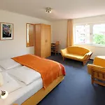 Am Segelhafen & Free Parking Hotel Kiel