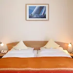 Am Segelhafen & Free Parking 3* Kiel