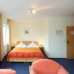 Am Segelhafen & Free Parking Hotel Kiel