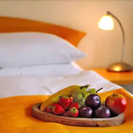 Am Segelhafen & Free Parking 3*