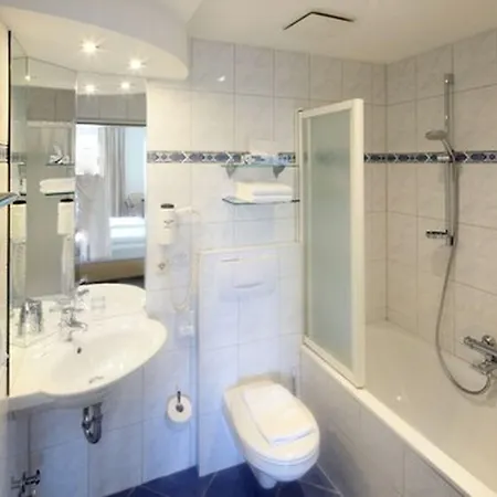 泽格哈芬酒店 3*