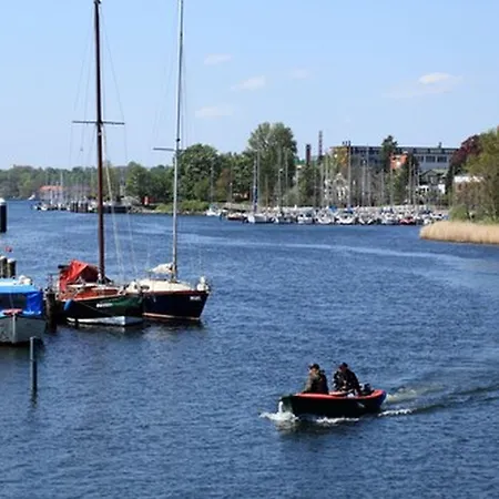 酒店 Am Segelhafen & Free Parking 基尔