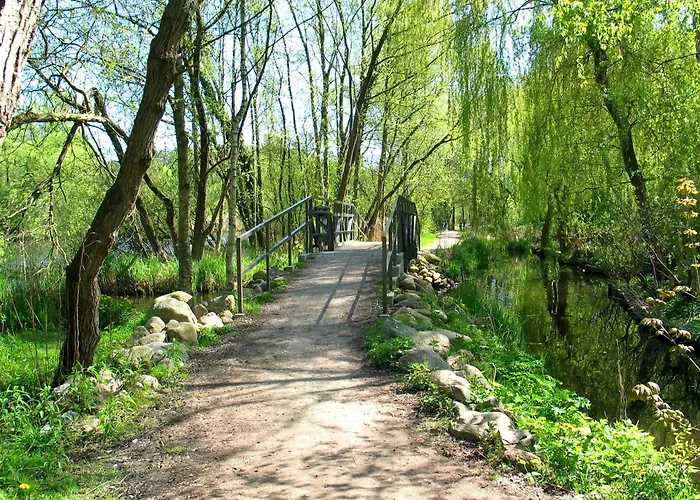 Am Segelhafen & Free Parking 基尔