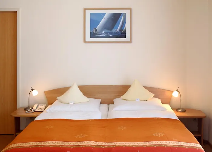 Am Segelhafen & Free Parking 3* 基尔