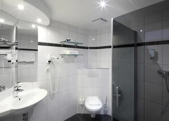 酒店 Am Segelhafen & Free Parking 基尔