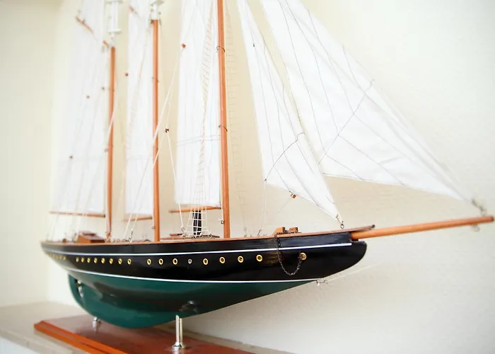 Am Segelhafen & Free Parking 3*